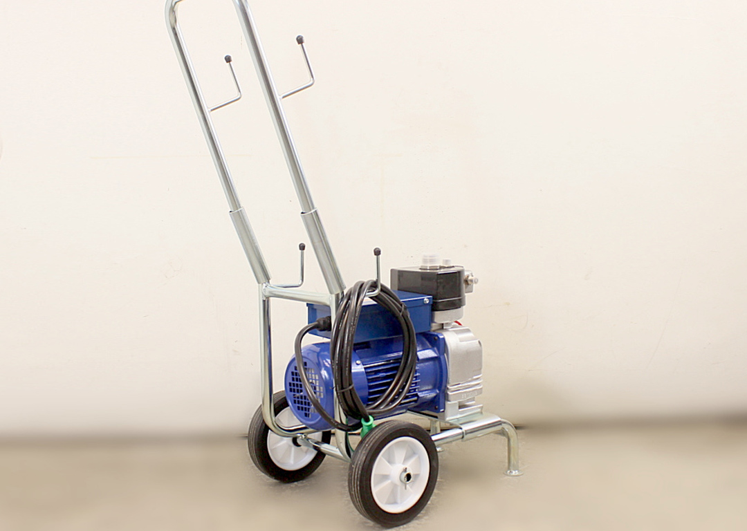 エアレス塗装機